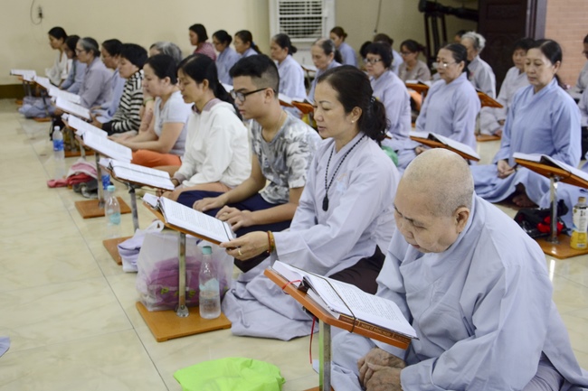 Quý Thầy chùa Hoằng Pháp an cư tập trung