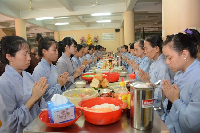 Quý Thầy chùa Hoằng Pháp an cư tập trung