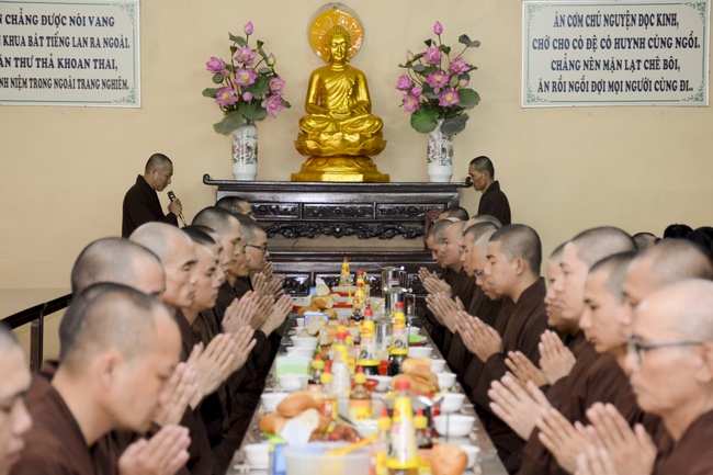 Quý Thầy chùa Hoằng Pháp an cư tập trung