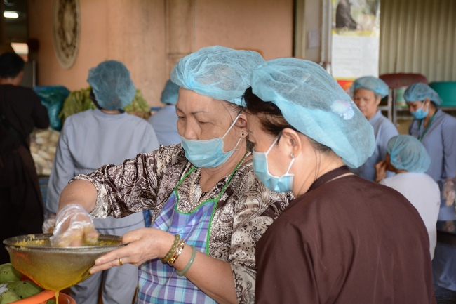 Quý Thầy chùa Hoằng Pháp an cư tập trung