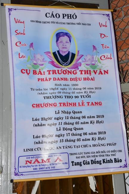 Freeing creatures at Ca Lang ferry and praying for rebirth.