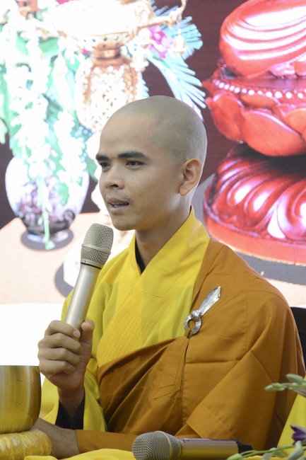 Lễ quy y Tam Bảo cho các bé thiếu nhi