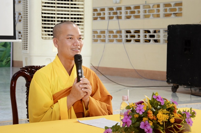 Nói chuyện Khóa Tu Mùa Hè chùa Vạn Phước, Cà Mau