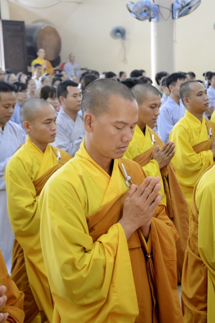 Delegation of the Vietnam Buddhist Association visit Hoang Phap Temple