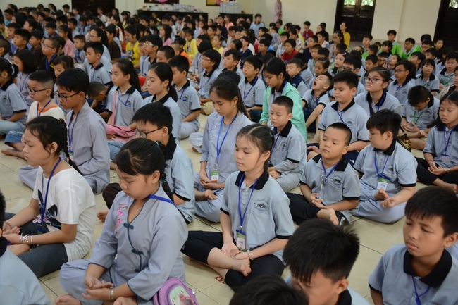 The 16th “Kids Playground Program”