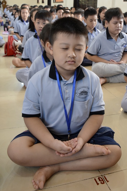 The 16th “Kids Playground Program”