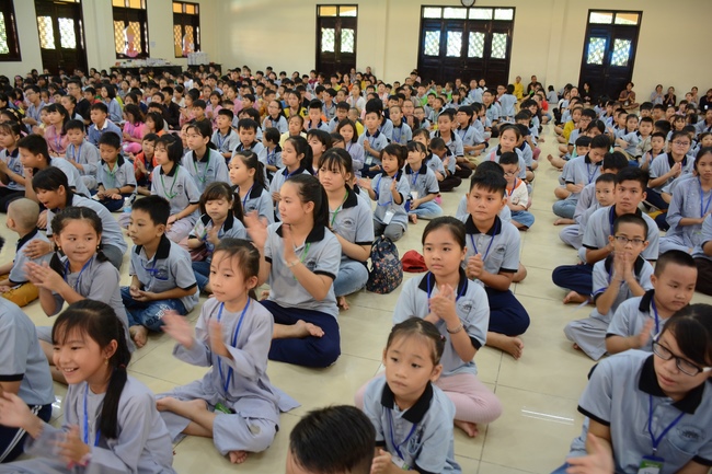 The 16th “Kids Playground Program”