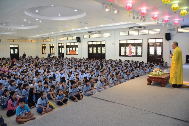 The 16th “Kids Playground Program”