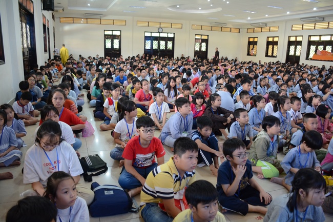 The 16th “Kids Playground Program”