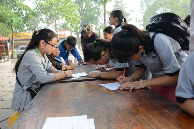 The 16th “Kids Playground Program”