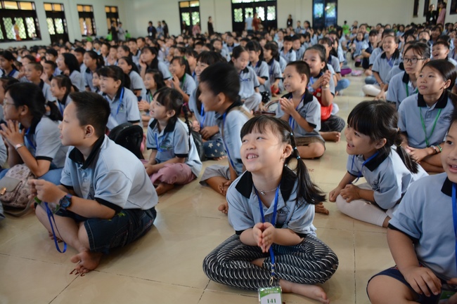 The 16th “Kids Playground Program”