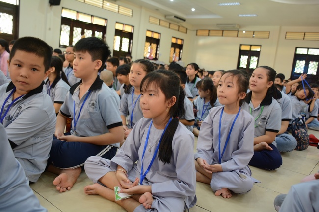 The 16th “Kids Playground Program”