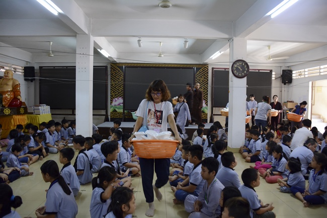 The 16th “Kids Playground Program”