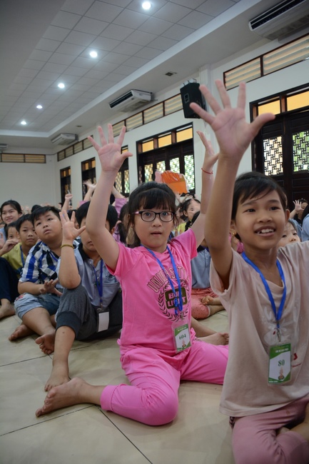 The 16th “Kids Playground Program”