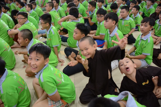 The 16th “Kids Playground Program”