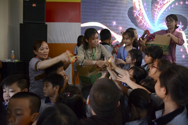 The 16th “Kids Playground Program”