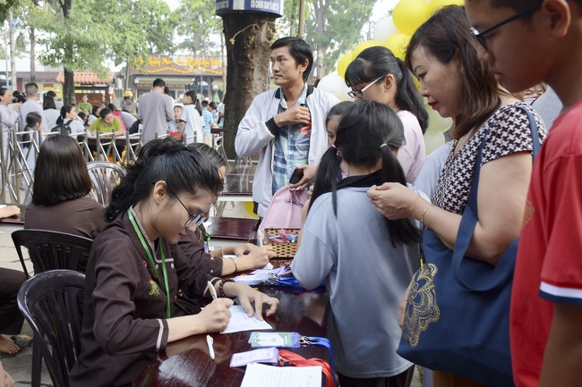 The 16th “Kids Playground Program”