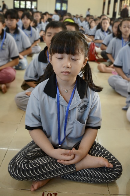 The 16th “Kids Playground Program”