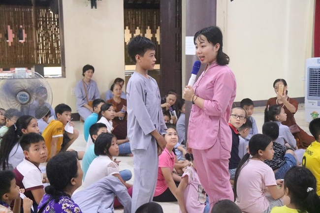 The activities at Hoa Phuc Pagoda