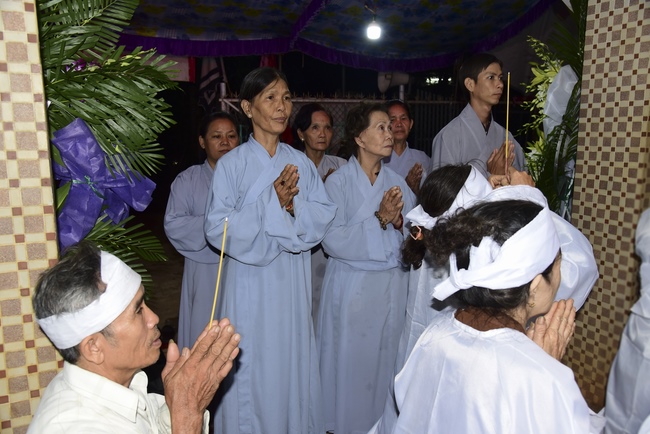 Praying for the rebirth in Long Khanh