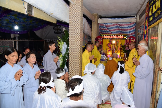 Praying for the rebirth in Long Khanh