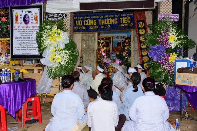 Praying for the rebirth in Long Khanh