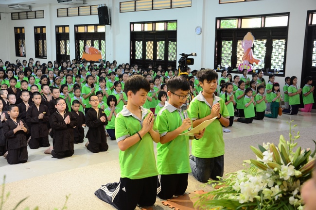 The 2nd Children Summer Course Taking Refuge to the Triple Gems