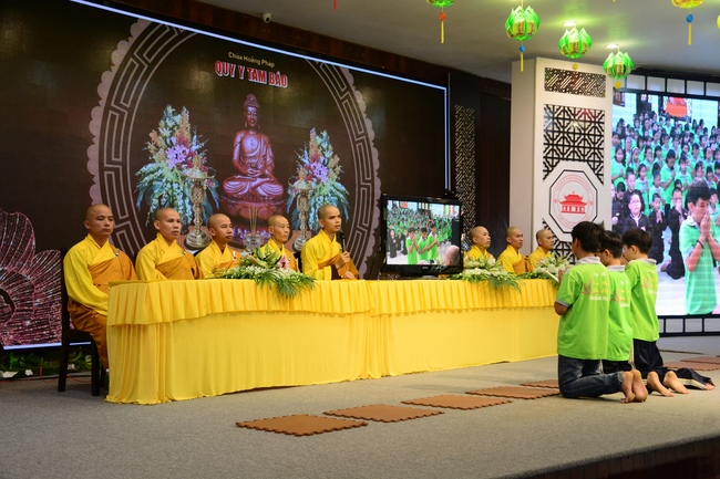 The 2nd Children Summer Course Taking Refuge to the Triple Gems