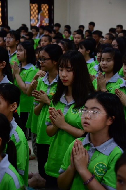 The 2nd Children Summer Course Taking Refuge to the Triple Gems