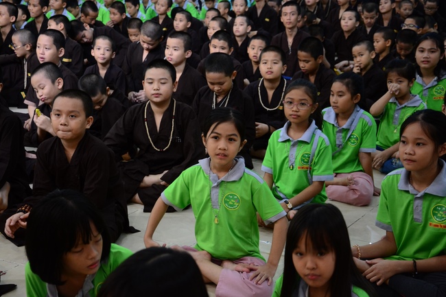 The 2nd Children Summer Course Taking Refuge to the Triple Gems
