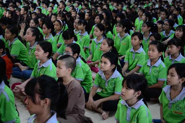 The 2nd Children Summer Course Taking Refuge to the Triple Gems