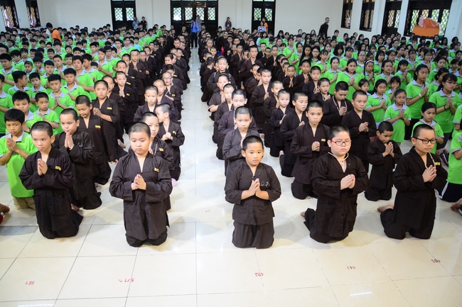 The 2nd Children Summer Course Taking Refuge to the Triple Gems