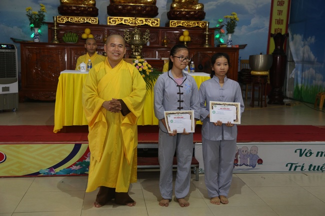 Awarding the 3rd scholarship “Helping Dream Come True.”