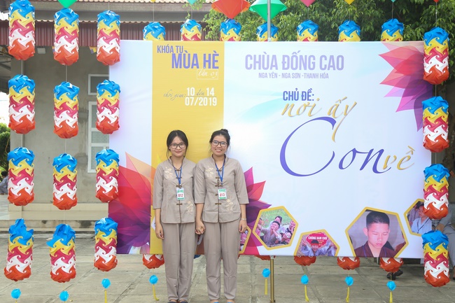Beginning the Summer retreat at Dong Cao pagoda in Thanh Hoa