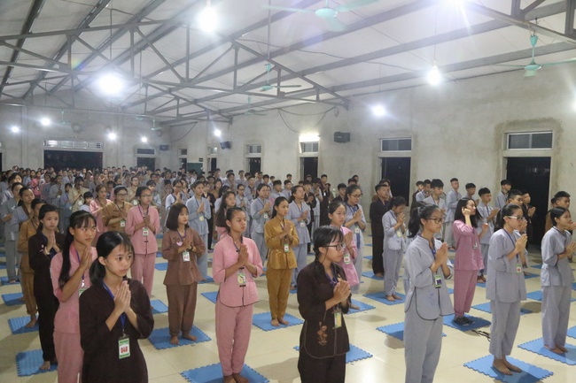 Beginning the Summer retreat at Dong Cao pagoda in Thanh Hoa