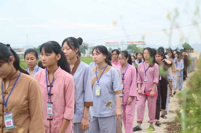 Beginning the Summer retreat at Dong Cao pagoda in Thanh Hoa