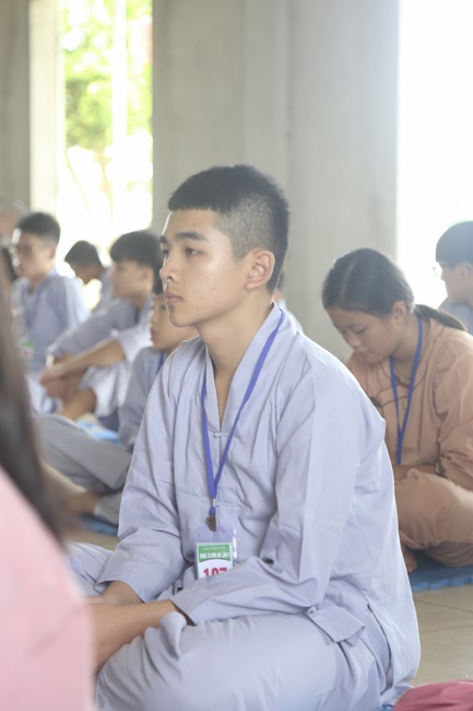 The second day of the summer retreat at Dong Cao pagoda