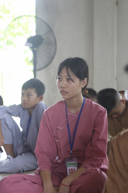 The second day of the summer retreat at Dong Cao pagoda