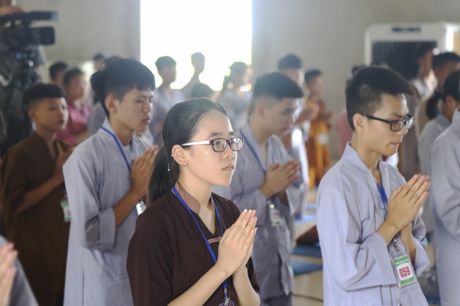 The second day of the summer retreat at Dong Cao pagoda