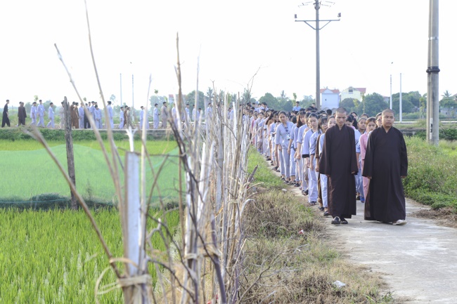 The third day of the summer retreat at Dong Cao pagoda