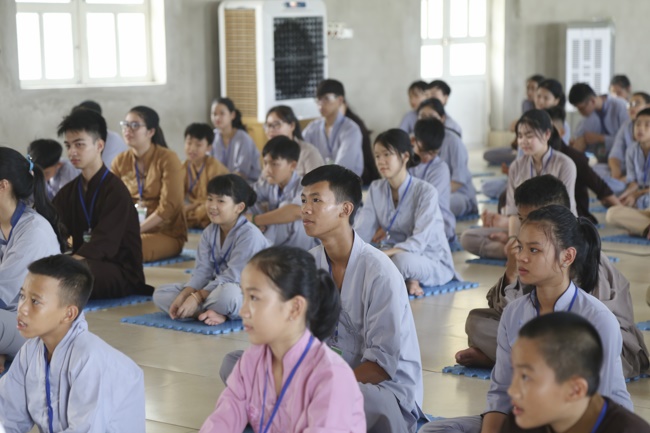 The third day of the summer retreat at Dong Cao pagoda