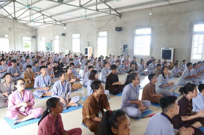 The third day of the summer retreat at Dong Cao pagoda