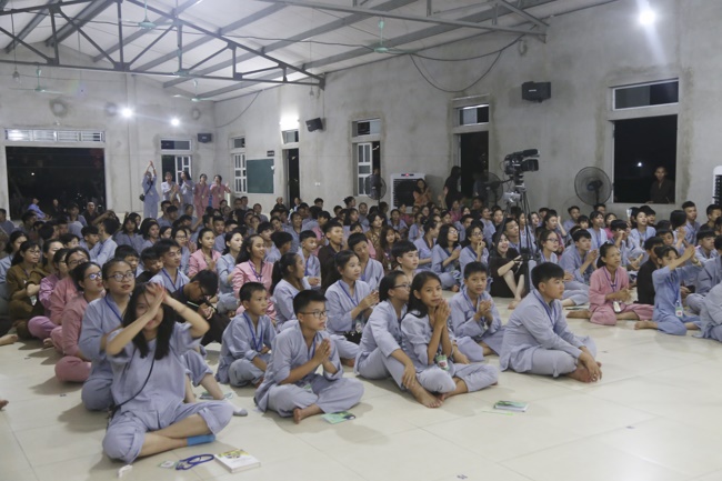 The third day of the summer retreat at Dong Cao pagoda