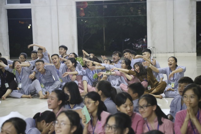 The third day of the summer retreat at Dong Cao pagoda