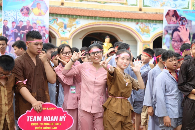 The fourth day of summer retreat at Dong Cao pagoda