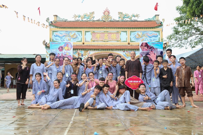 The fourth day of summer retreat at Dong Cao pagoda