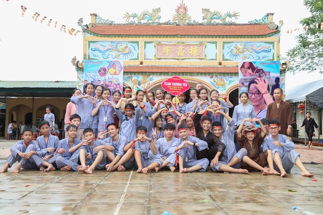 The fourth day of summer retreat at Dong Cao pagoda