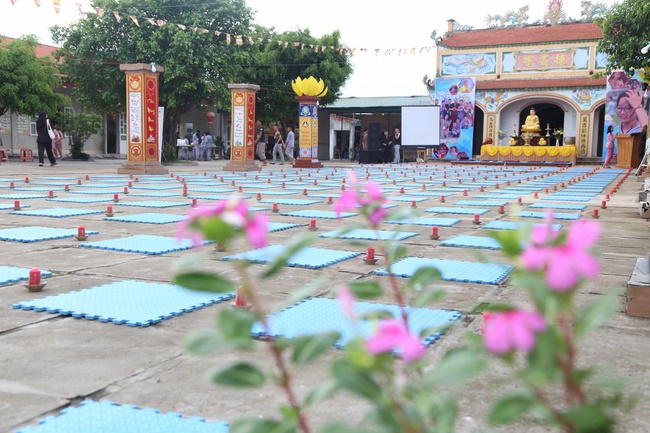 The fourth day of summer retreat at Dong Cao pagoda