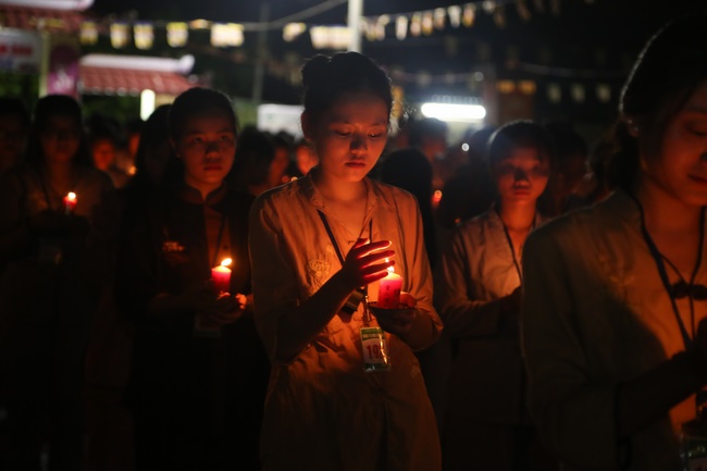 The fourth day of summer retreat at Dong Cao pagoda