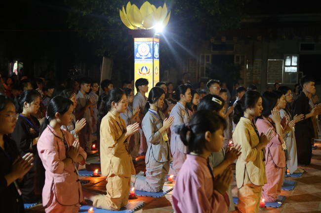 The fourth day of summer retreat at Dong Cao pagoda